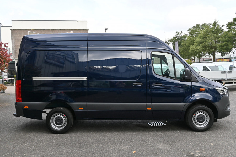 Mercedes-Benz Sprinter 317 CDI L2H2 Pro HD LED, Navigatie met parkeerpakket, Stoelverwarming, Etc.