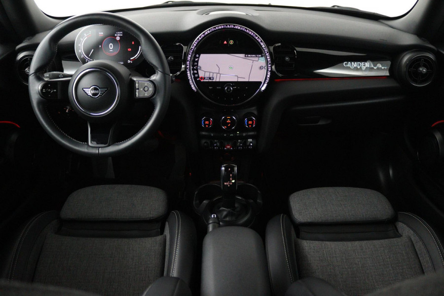 MINI Mini 1.5 Cooper John Cooper Works (PANORAMADAK, PARKEERSENSOREN, CRUISE CONTROL, AUTOMAAT, NAVIGATIE, DEALER ONDERHOUDEN)