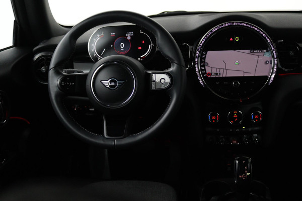 MINI Mini 1.5 Cooper John Cooper Works (PANORAMADAK, PARKEERSENSOREN, CRUISE CONTROL, AUTOMAAT, NAVIGATIE, DEALER ONDERHOUDEN)