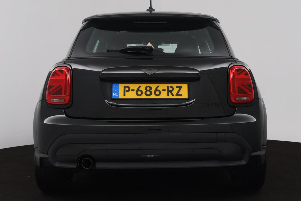 MINI Mini 1.5 Cooper John Cooper Works (PANORAMADAK, PARKEERSENSOREN, CRUISE CONTROL, AUTOMAAT, NAVIGATIE, DEALER ONDERHOUDEN)