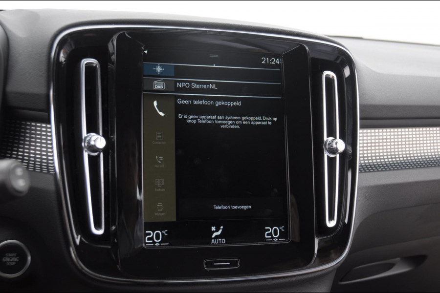 Volvo XC40 T5 262PK Automaat Recharge R-Design / BLIS / Elektrische achterklep / Keyless entry / Apple carplay / Parkeersensoren met 360 camera / 19"velgen / Bluetooth / Leder met alcantara bekleding / Cruise control