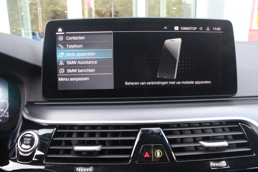 BMW 5 Serie Touring 530e xDrive 293PK HIGH EXECUTIVE M SPORT | DYNAMISCHE DEMPING | COMFORT ACCESS | WARMTEWEREND GLAS | ADAPTIEVE LED KOPLAMPEN | PARKEERSENSOREN VOOR EN ACHTER | ACHTERUITRIJ CAMERA | DRAADLOZE TELEFOONLADER | DRAADLOZE APPLE CARPLAY/ANDROID AUTO | NAVIGATIE BMW LIVE PROFESSIONAL | VOORSTOELEN DEELS ELEKTRISCH VERSTELBAAR | STOELVERWARMING | AMBIENTE VERLICHTING | DAB+ RADIO | M-HIGH GLOSS SHADOW LINE | ELEKTRISCH BEDIENBARE ACHTERKLEP |