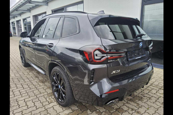 BMW X3 xDrive30e M-Sport Pano Carbon HiFi 20inch Camera