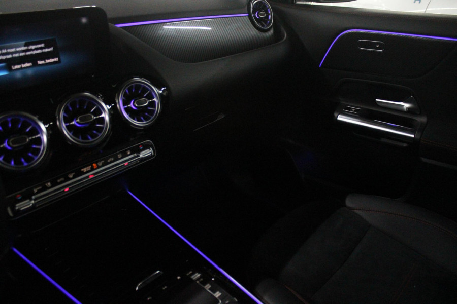 Mercedes-Benz GLA 250 e 218PK AUTOMAAT BUSINESS SOLUTION | PANORAMISCH SCHUIF/KANTEL DAK | ELEKTRISCHE ACHTER KLEP | MULTIBEAM LED MATRIX KOPLAMPEN | STOEL VERWARMING | KEYLESS ENTRY/START | NAVIGATIE | DAB+ RADIO | APPLE CARPLAY /ANDROID AUTO | ADAPTIVE CRUISE CONTROL | SFEER VERLICHTING | 19" LICHTMETALEN VELGEN | PARKEERSENSOREN VOOR EN ACHTER |