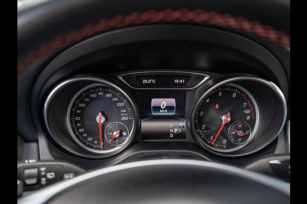 Mercedes-Benz GLA 200 Premium Plus AMG Line / Carplay / Pano / Trekhaak / Keyless / El. Achterklep / 19"