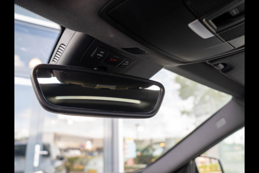 Mercedes-Benz GLA 200 Premium Plus AMG Line / Carplay / Pano / Trekhaak / Keyless / El. Achterklep / 19"