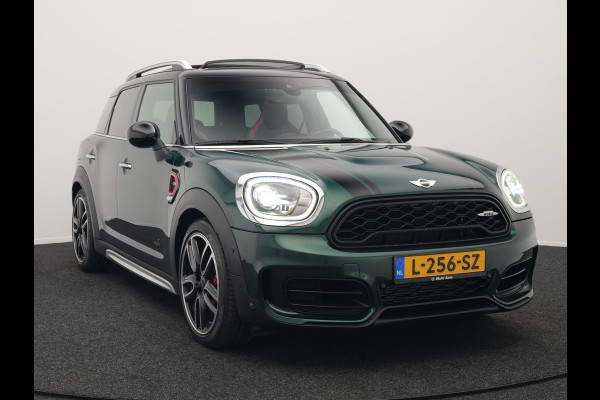 MINI Countryman 2.0 John Cooper Works ALL4 Chili 231pk | Panodak | Adaptive Cruise | Alcantara Sportstoelen | Trekhaak Afn. | Harman Kardon | Apple Carplay | 19"L.M | Camera | Keyless |