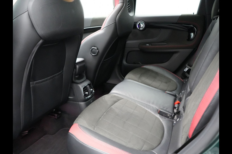 MINI Countryman 2.0 John Cooper Works ALL4 Chili 231pk | Panodak | Adaptive Cruise | Alcantara Sportstoelen | Trekhaak Afn. | Harman Kardon | Apple Carplay | 19"L.M | Camera | Keyless |