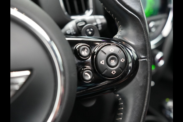 MINI Countryman 2.0 John Cooper Works ALL4 Chili 231pk | Panodak | Adaptive Cruise | Alcantara Sportstoelen | Trekhaak Afn. | Harman Kardon | Apple Carplay | 19"L.M | Camera | Keyless |