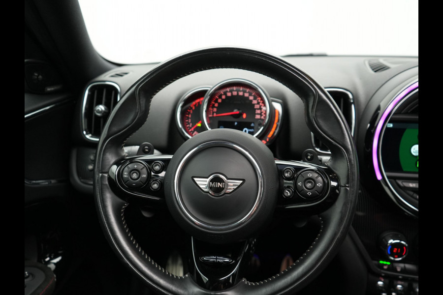 MINI Countryman 2.0 John Cooper Works ALL4 Chili 231pk | Panodak | Adaptive Cruise | Alcantara Sportstoelen | Trekhaak Afn. | Harman Kardon | Apple Carplay | 19"L.M | Camera | Keyless |