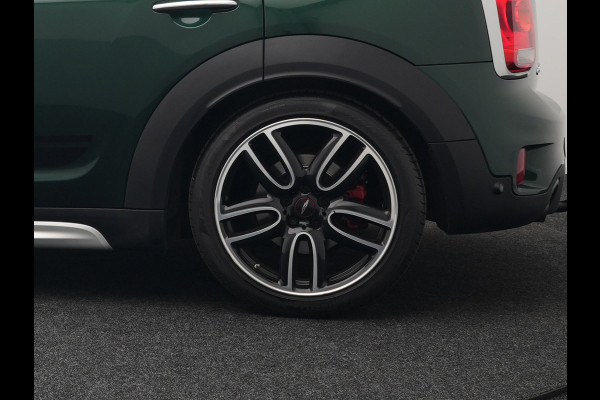 MINI Countryman 2.0 John Cooper Works ALL4 Chili 231pk | Panodak | Adaptive Cruise | Alcantara Sportstoelen | Trekhaak Afn. | Harman Kardon | Apple Carplay | 19"L.M | Camera | Keyless |
