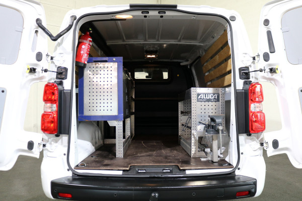 Opel Vivaro-e L2H1 Innovation 75 kWh Inrichting Airco Trekhaak