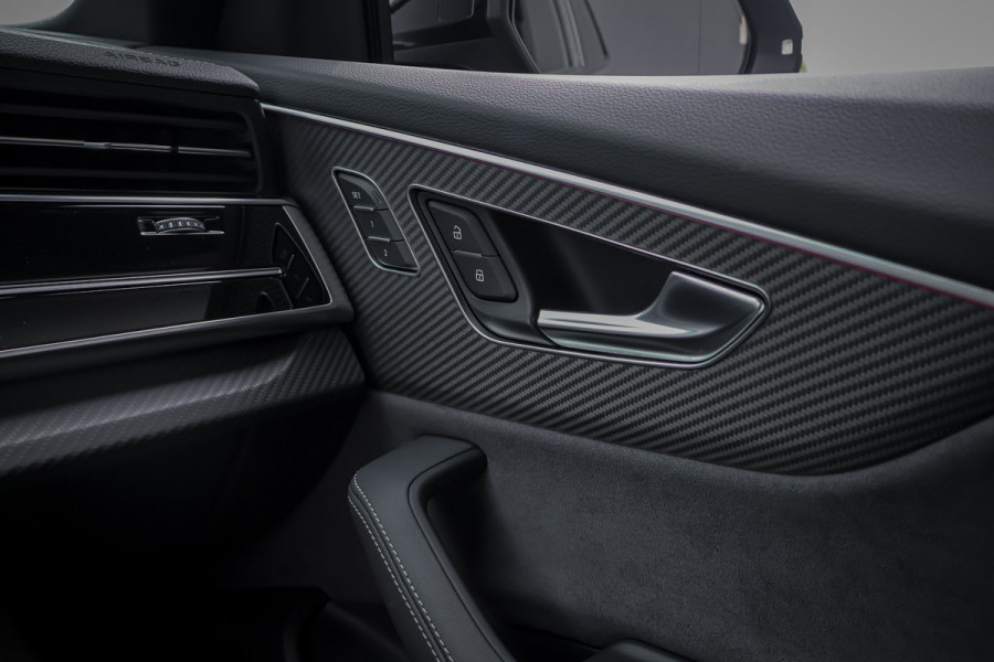 Audi Q8 60 TFSI E Quattro Pro Line S Competition 490 PK | NIMBUS GRAU | ONDERSTELPACK ADVANCED VIERWIELBESTURING | RS-ZETELS MET MASSAGE