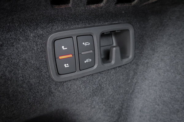 Audi Q8 60 TFSI E Quattro Pro Line S Competition 490 PK | NIMBUS GRAU | ONDERSTELPACK ADVANCED VIERWIELBESTURING | RS-ZETELS MET MASSAGE