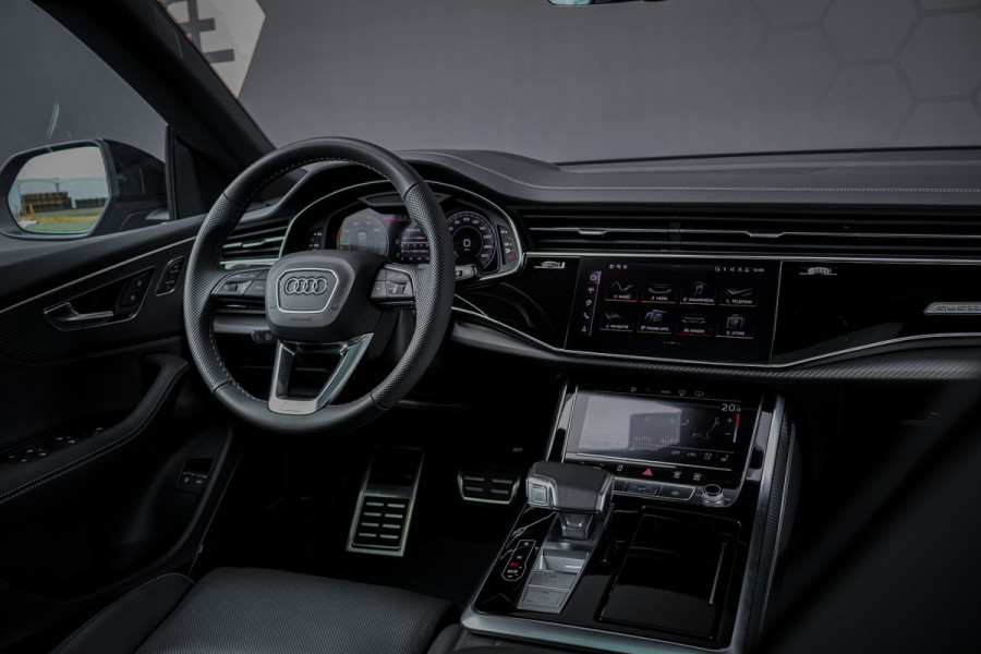 Audi Q8 60 TFSI E Quattro Pro Line S Competition 490 PK | NIMBUS GRAU | ONDERSTELPACK ADVANCED VIERWIELBESTURING | RS-ZETELS MET MASSAGE