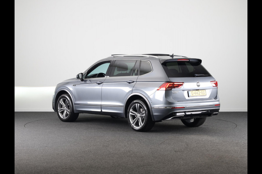 Volkswagen Tiguan Allspace 1.5 TSI Highline Business R 7p. 150PK | Automaat (DSG) | Panoramadak | Wegklapbare trekhaak | Camera | Keyless entry | Digitaal dashboard