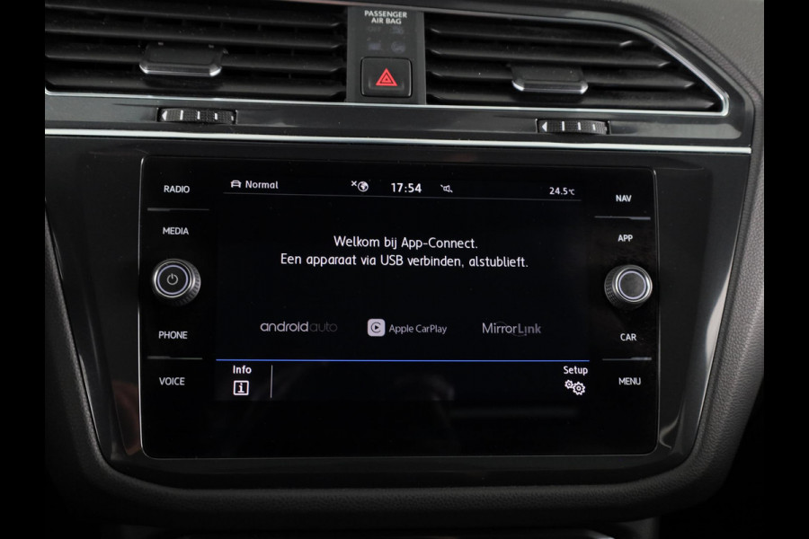 Volkswagen Tiguan Allspace 1.5 TSI Highline Business R 7p. 150PK | Automaat (DSG) | Panoramadak | Wegklapbare trekhaak | Camera | Keyless entry | Digitaal dashboard