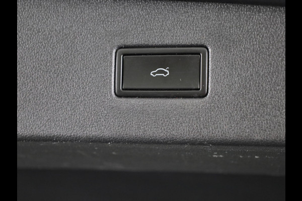 Volkswagen Tiguan Allspace 1.5 TSI Highline Business R 7p. 150PK | Automaat (DSG) | Panoramadak | Wegklapbare trekhaak | Camera | Keyless entry | Digitaal dashboard
