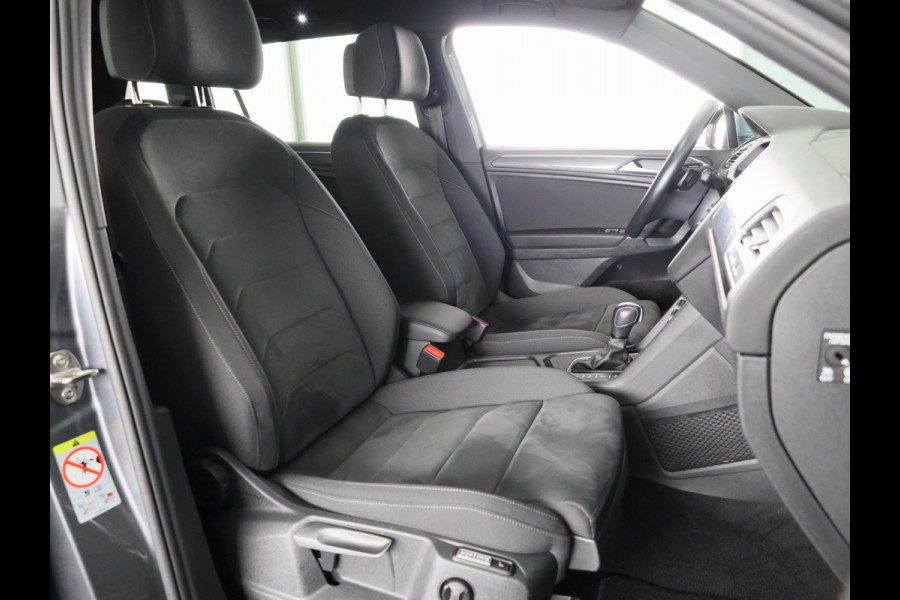 Volkswagen Tiguan Allspace 1.5 TSI Highline Business R 7p. 150PK | Automaat (DSG) | Panoramadak | Wegklapbare trekhaak | Camera | Keyless entry | Digitaal dashboard