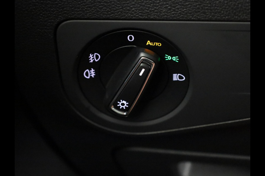 Volkswagen Tiguan Allspace 1.5 TSI Highline Business R 7p. 150PK | Automaat (DSG) | Panoramadak | Wegklapbare trekhaak | Camera | Keyless entry | Digitaal dashboard