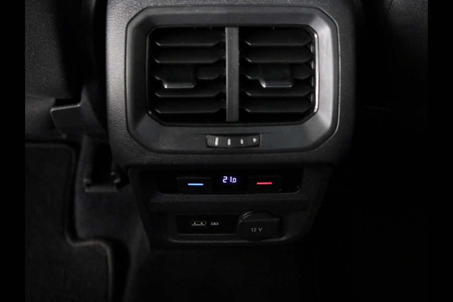 Volkswagen Tiguan Allspace 1.5 TSI Highline Business R 7p. 150PK | Automaat (DSG) | Panoramadak | Wegklapbare trekhaak | Camera | Keyless entry | Digitaal dashboard