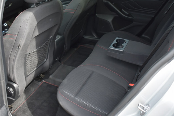 Ford FOCUS Wagon 1.0 EBH ST L. XBns Full options Panodak