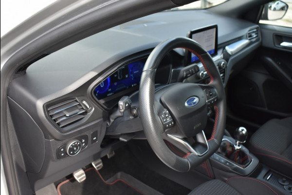 Ford FOCUS Wagon 1.0 EBH ST L. XBns Full options Panodak