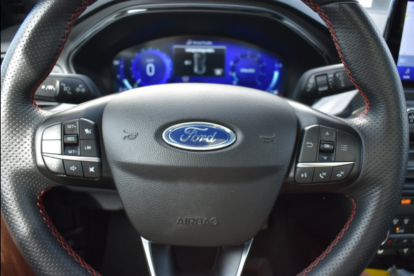 Ford FOCUS Wagon 1.0 EBH ST L. XBns Full options Panodak