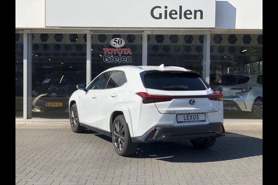 Lexus UX 250h F Sport Line | Facelift, Head up display, Blind Spot, 18 inch, Parkeersensoren, Stoel + Stuurverwarming, Groot scherm