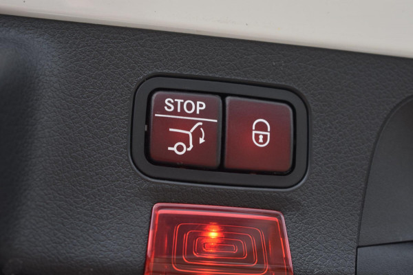Mercedes-Benz CLA-Klasse Shooting Brake 200 AMG NIGHT | SFEERVERLICHTING | TREKHAAK | APPLE CARPLAY | ANDROID AUTO | CAMERA | NAP