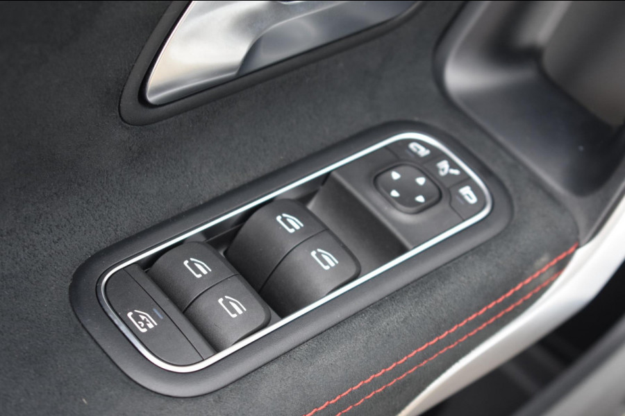 Mercedes-Benz CLA-Klasse Shooting Brake 200 AMG NIGHT | SFEERVERLICHTING | TREKHAAK | APPLE CARPLAY | ANDROID AUTO | CAMERA | NAP