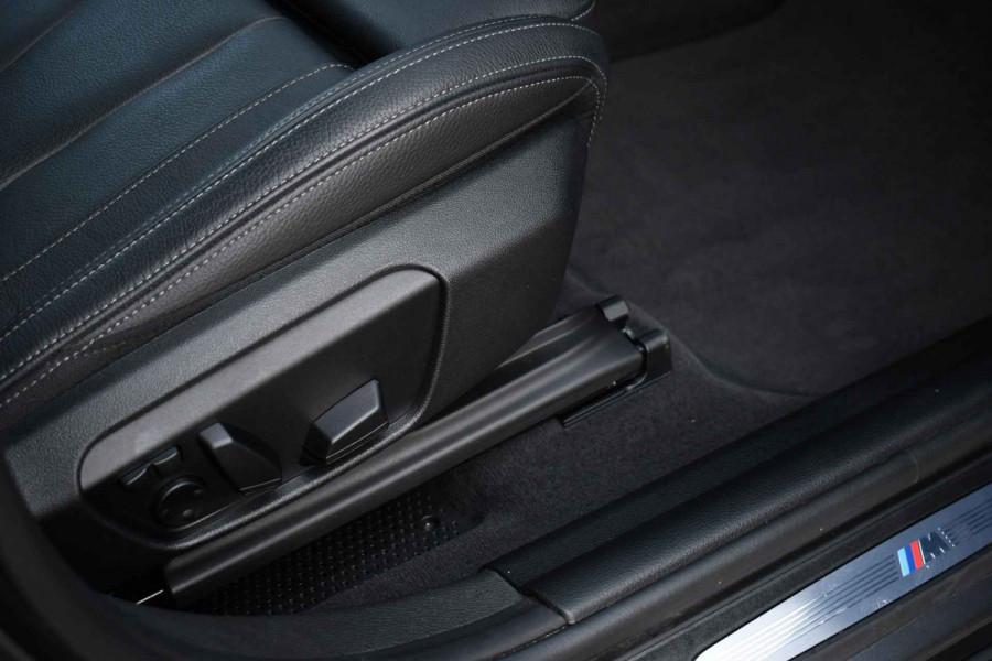 BMW X2 xDrive25e M-Sport Pano M-zetels HUD Camera El-klep 19inch