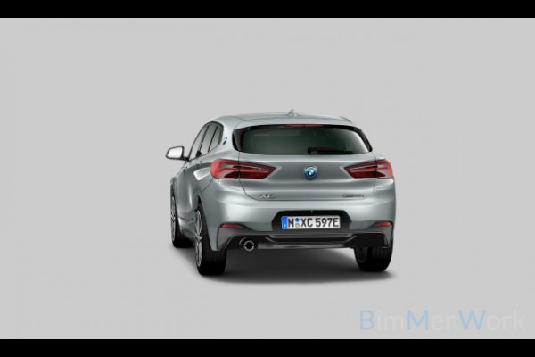 BMW X2 xDrive25e M-Sport Pano M-zetels HUD Camera El-klep 19inch
