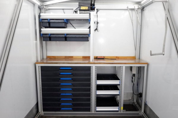 Iveco Daily 35S16 160pk HiMatic Automaat Bakwagen met laadklep Mobiele fietswerkplaats 10-2022