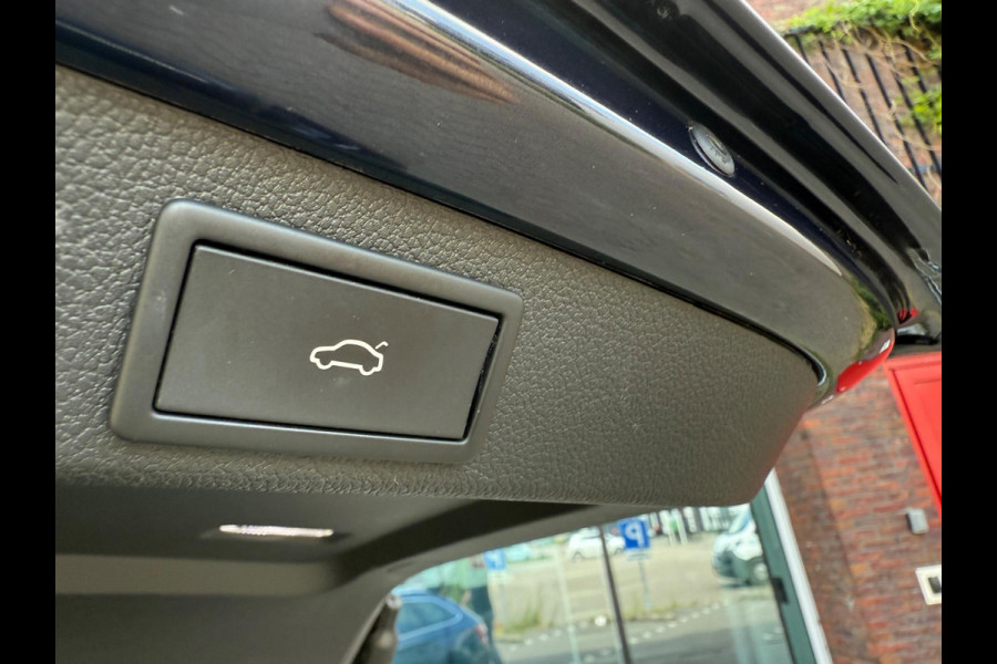 Škoda Superb Combi 1.4 TSI iV STyle Business - Automaat - Mavi - Winterpakket - LED - Climate