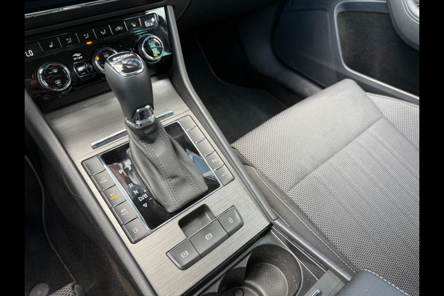 Škoda Superb Combi 1.4 TSI iV STyle Business - Automaat - Mavi - Winterpakket - LED - Climate