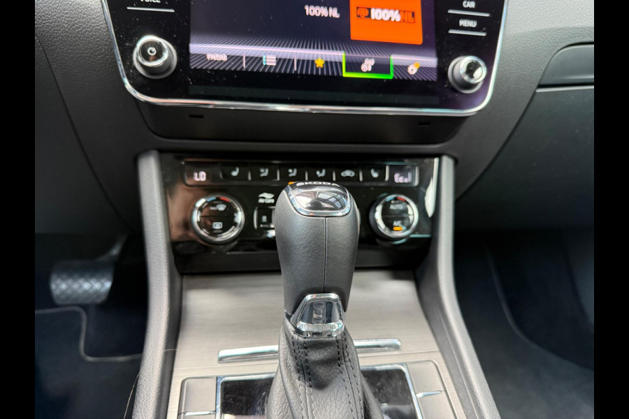 Škoda Superb Combi 1.4 TSI iV STyle Business - Automaat - Mavi - Winterpakket - LED - Climate