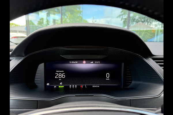 Škoda Superb Combi 1.4 TSI iV STyle Business - Automaat - Mavi - Winterpakket - LED - Climate