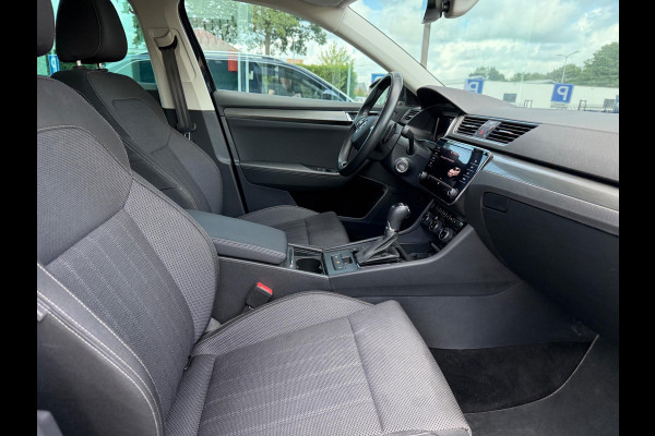 Škoda Superb Combi 1.4 TSI iV STyle Business - Automaat - Mavi - Winterpakket - LED - Climate