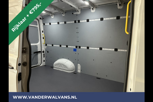 Volkswagen Crafter 2.0 TDI 141pk L3H3 L2H2 Euro6 *Rijklaar Direct Rijden* Airco | Camera | Apple Carplay | Andoid Auto Bijrijdersbank, 3000kg trekvermogen