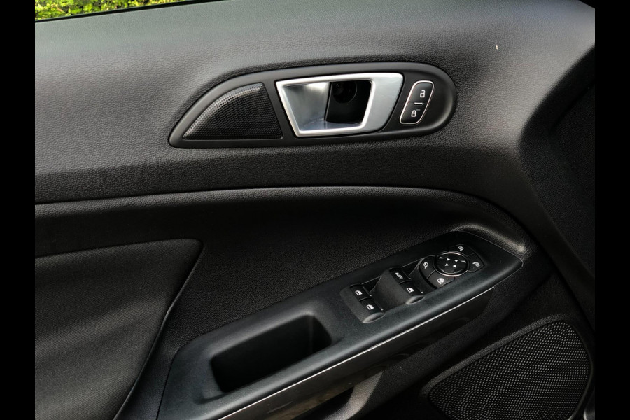 Ford EcoSport 1.0 EcoBoost Trend Ultimate | Navi, PDC, Carplay/Android, Cruise, Airco, Lichtmetalen velgen | Dealeronderhouden |