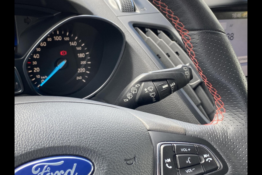 Ford Kuga 1.5 EcoBoost ST Line 150pk | Wegklapbare Trekhaak | 2.000kg Trekgewicht