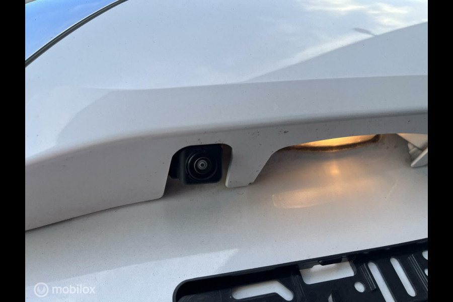 Mitsubishi Outlander 2.4 PHEV Instyle| trehaak afn.| leer
