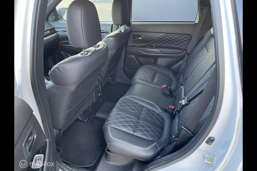 Mitsubishi Outlander 2.4 PHEV Instyle| trehaak afn.| leer