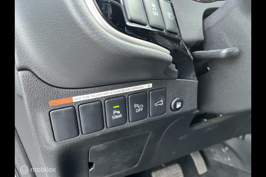 Mitsubishi Outlander 2.4 PHEV Instyle| trehaak afn.| leer