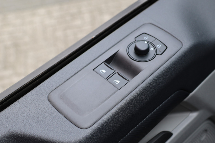 Ford Transit Custom 320 2.0 TDCI 150 PK L2H1 DC LIMITED | L+R Schuifdeur | Dubbel Cabine | Camera | CarPlay | Lane Assist | PDC V+A | Raptor Edition | 5-Zitter | Verlengde fabrieksgarantie tot 12-2029