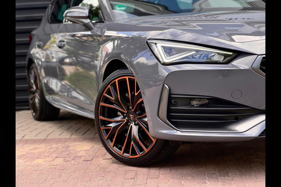 CUPRA Leon 1.4 e-Hybrid VZ Copper Edition Pano/Matrix/Camera