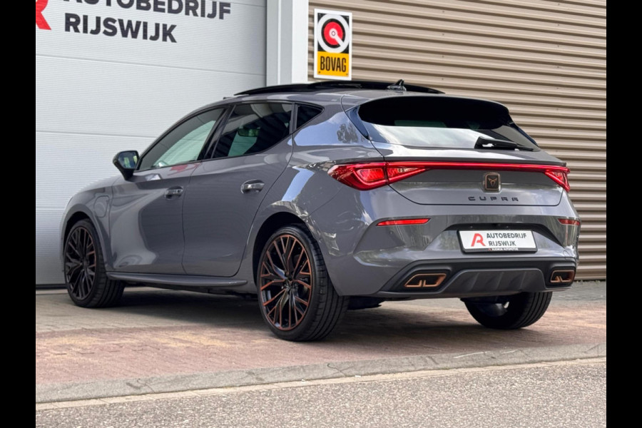 CUPRA Leon 1.4 e-Hybrid VZ Copper Edition Pano/Matrix/Camera