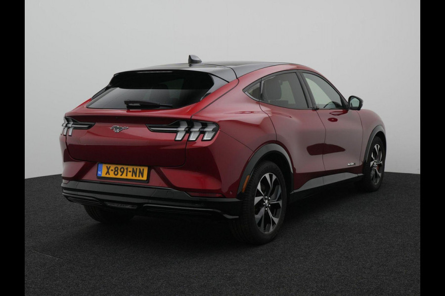 Ford Mustang Mach-E Extended Premium RWD 98 kWh 294pk | Technology Pack Plus | Panoramadak