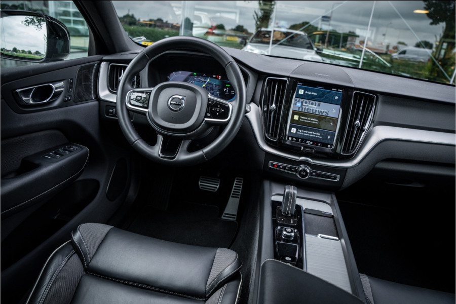 Volvo XC60 2.0 T6 Recharge AWD R-Design ** Luchtvering ** Panodak ** 360 HUD ** Trekhaak